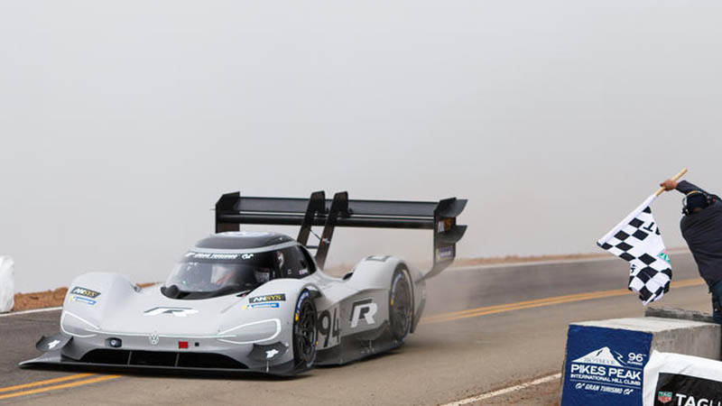 Elképesztő rekordot döntött a VW I.D. R a Pikes Peak-en